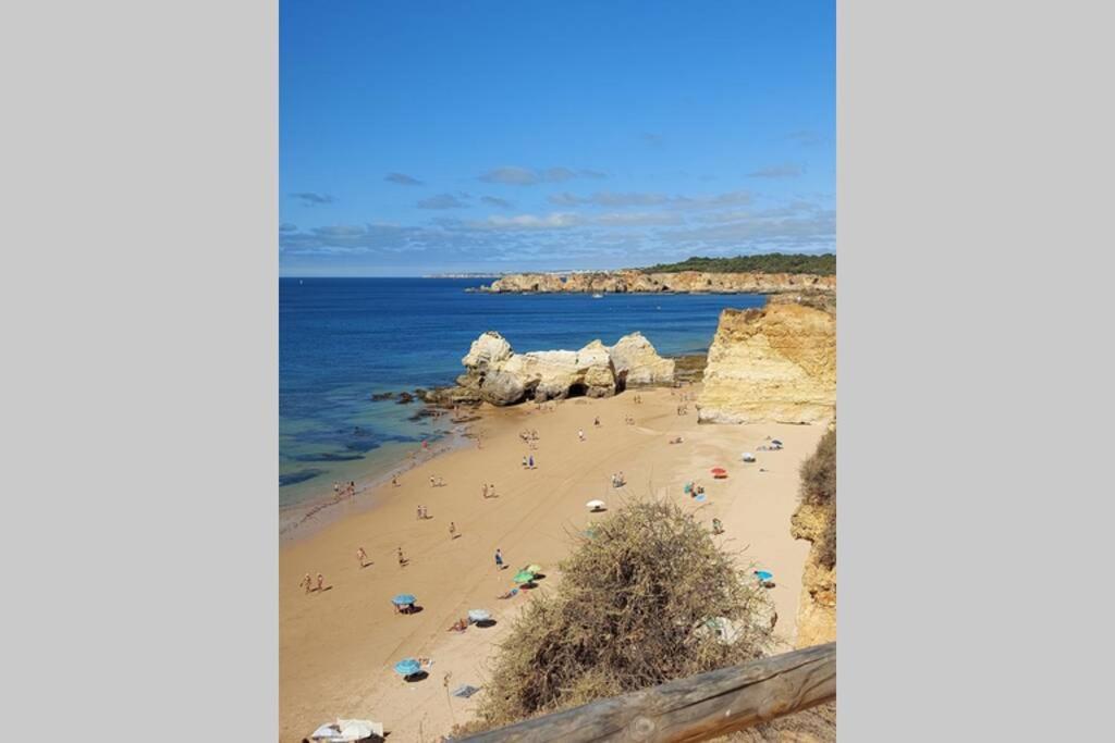 Apartamento em frente à praia com piscina e ténis Portimão Exterior foto