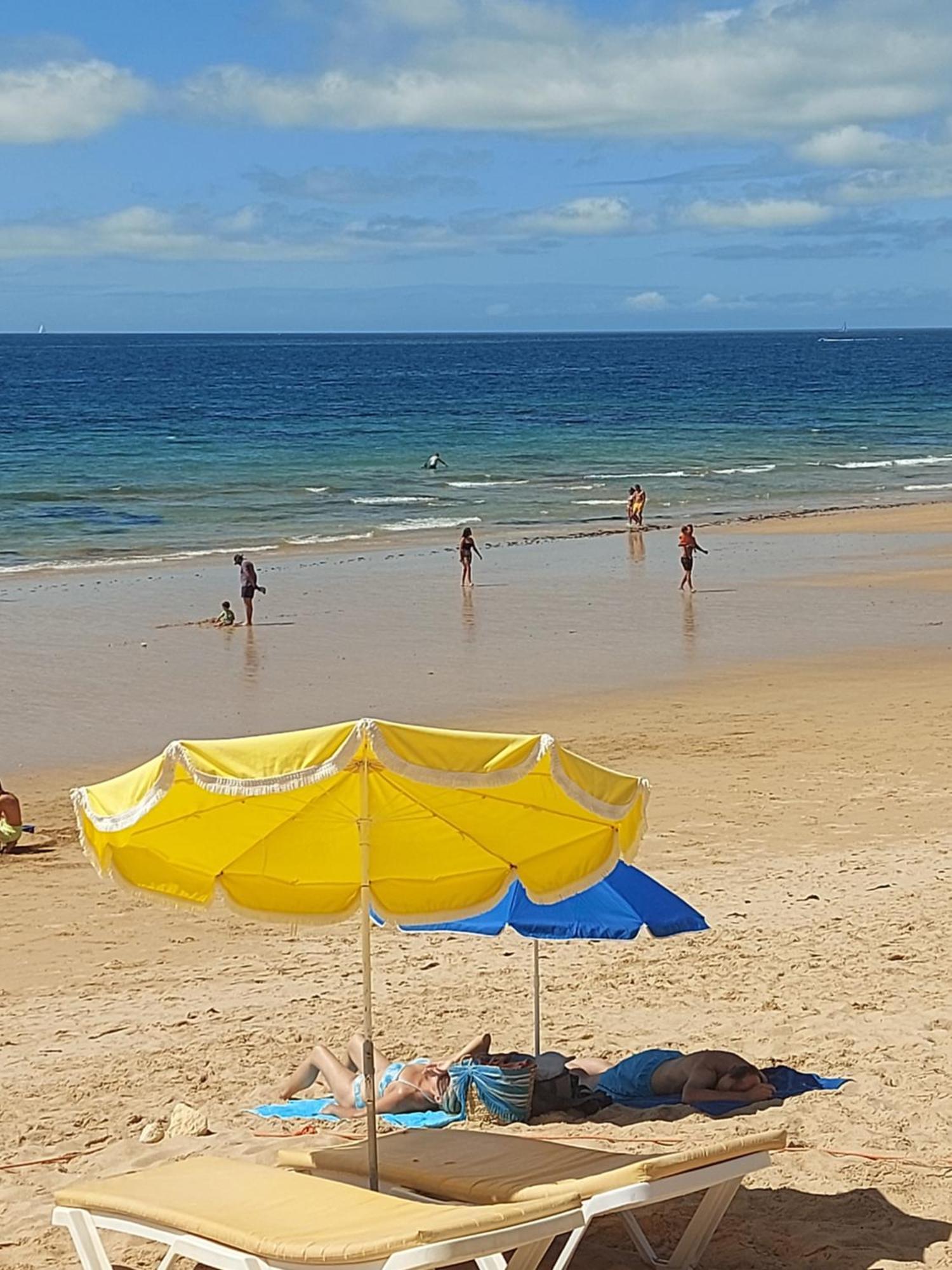 Apartamento em frente à praia com piscina e ténis Portimão Exterior foto