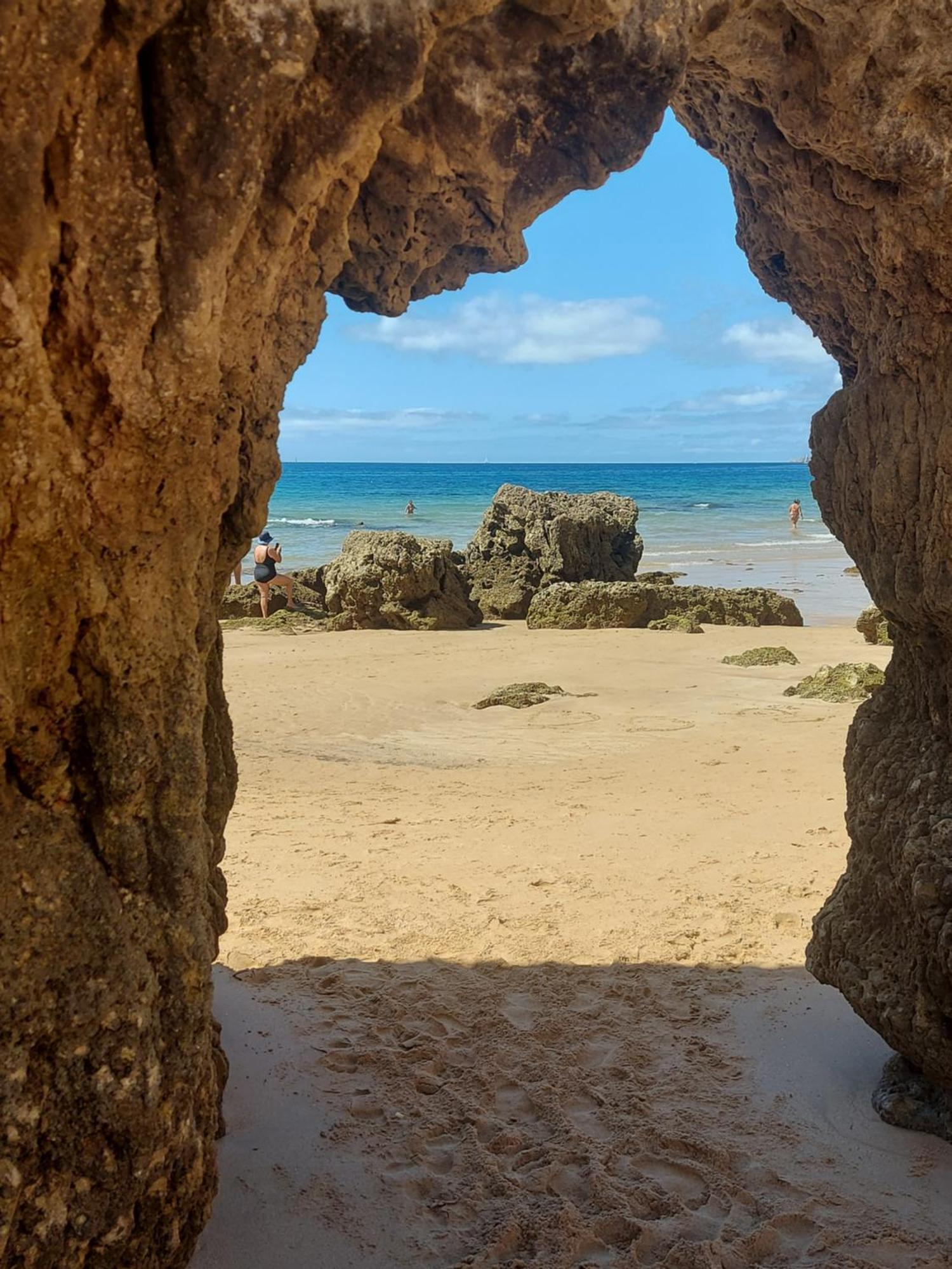 Apartamento em frente à praia com piscina e ténis Portimão Exterior foto